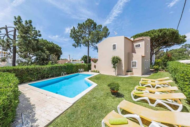 Villa pour 6 personnes, avec balcon à Vilamoura - 2