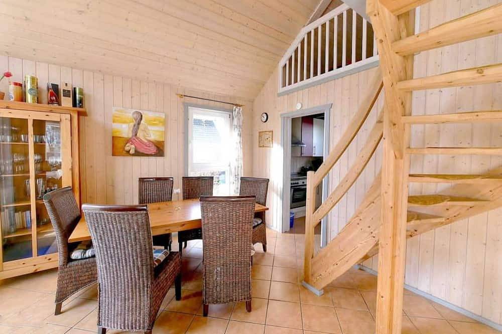 Ganze Wohnung, Seerose 1. Reihe im Ferienpark Scharmützelsee - Ferienpark Scharmützelsee in Storkower See, Wendisch Rietz