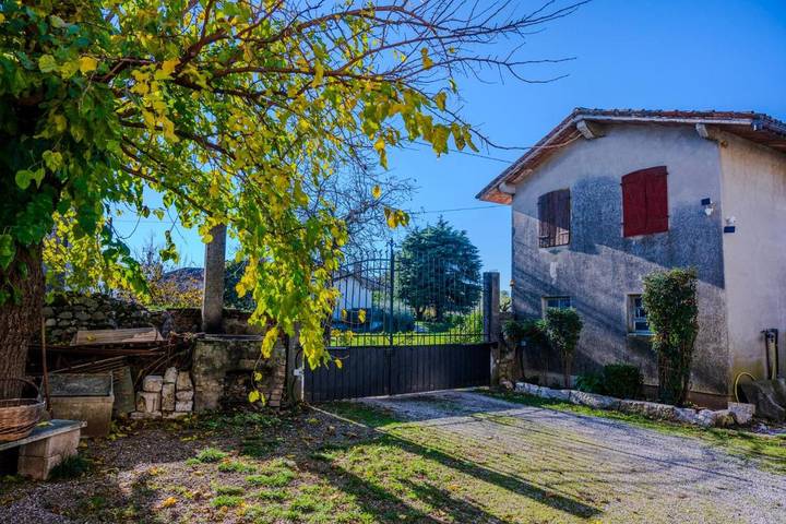 Gîte pour 8 personnes, avec jardin à Premariacco