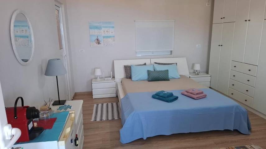 Chambre d’hôte pour 2 personnes, avec jardin ainsi que terrasse et vue dans Dhërmi - 4