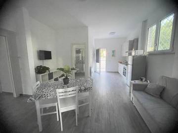 Gîte pour 4 personnes, avec jardin à Fregene