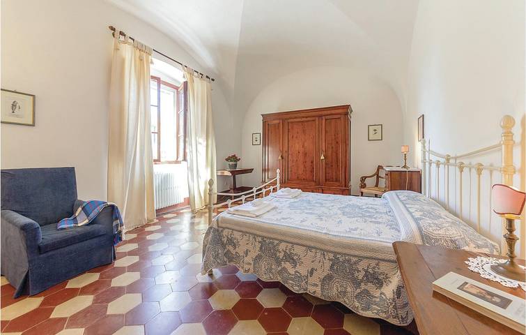 Apartamento vacacional entero, Apartamento en planta baja con WiFi, aparcamiento y atracciones cercanas in Rosignano Solvay, Rosignano Marittimo