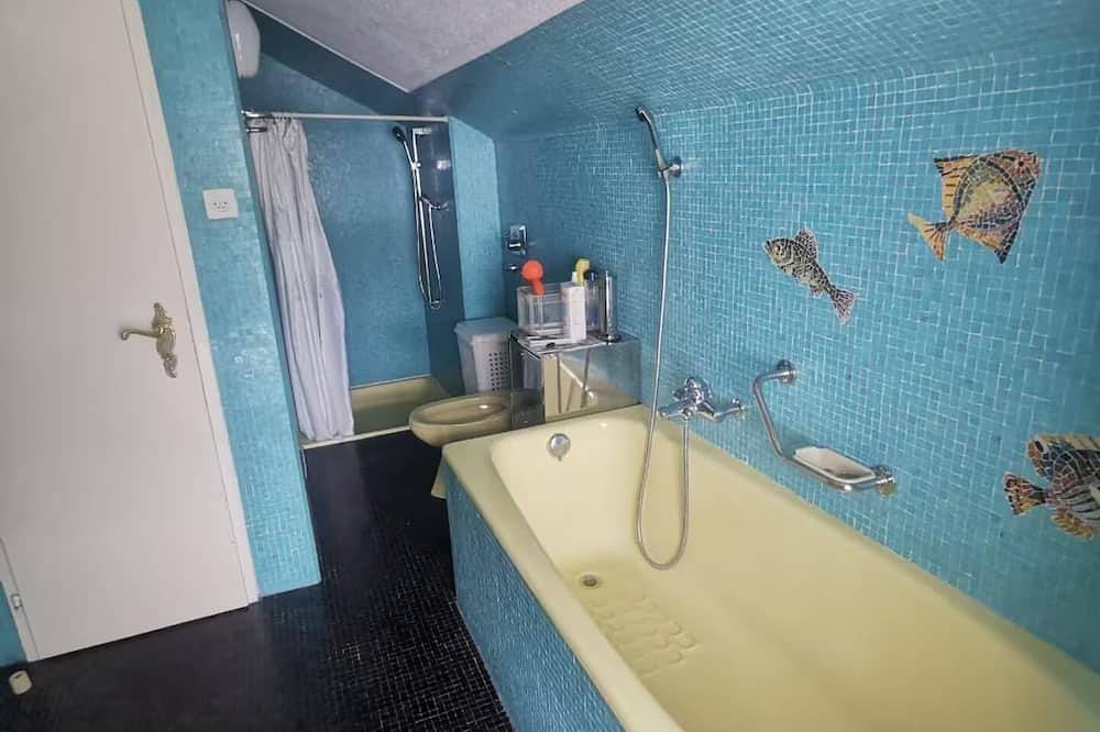 Ganze Wohnung, Phenomenal 5-bedroom apartment in charming Thun awaits you in Thun, Thunersee