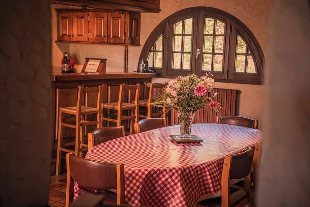 Gite du Puy la Besse - sleeps 11 - Corrèze Ussel in Ussel, Ussel region