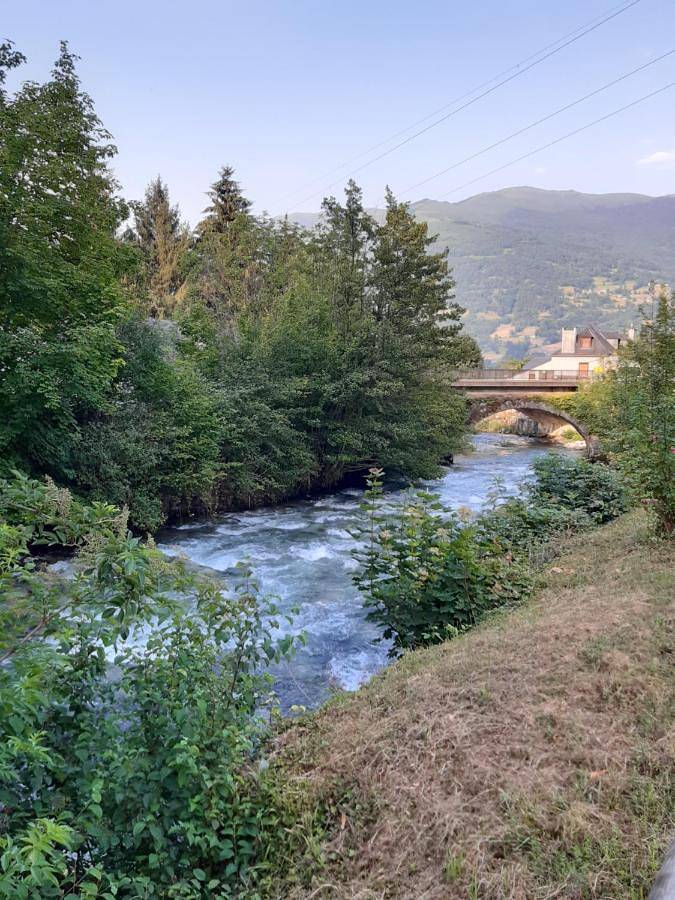 Gîte pour 8 personnes, avec vue et jardin à Bun - 3