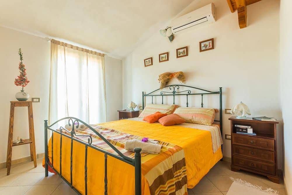 Ganze Wohnung, Ferienhaus am Strand auf der Halbinsel Sinis, Mandriola, in Mandriola, San Vero Milis