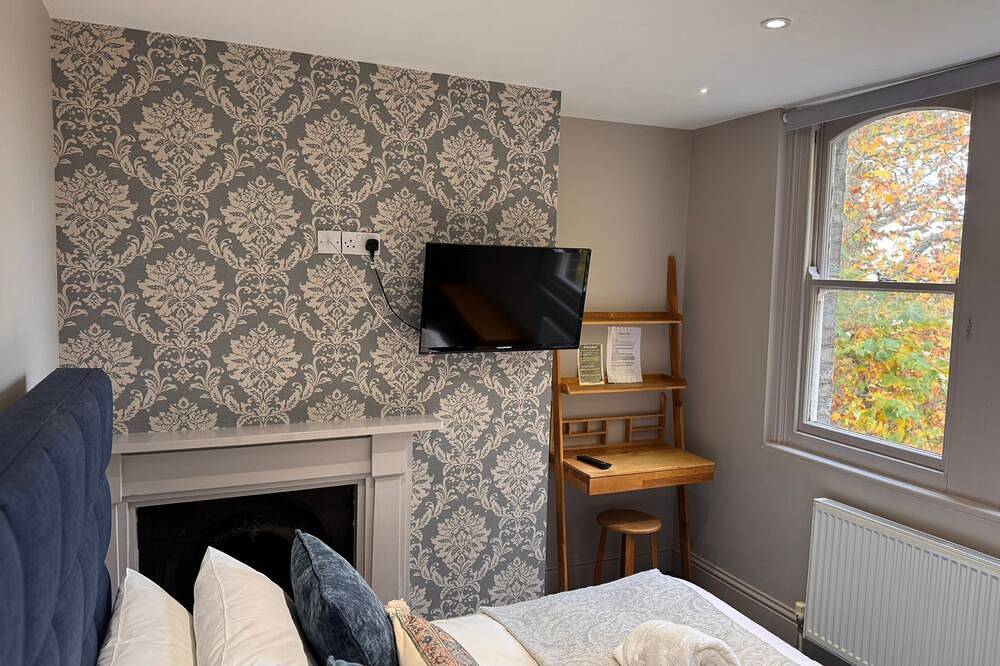 Double Rooms at Regency Guest House in Market Ward, Cambridge