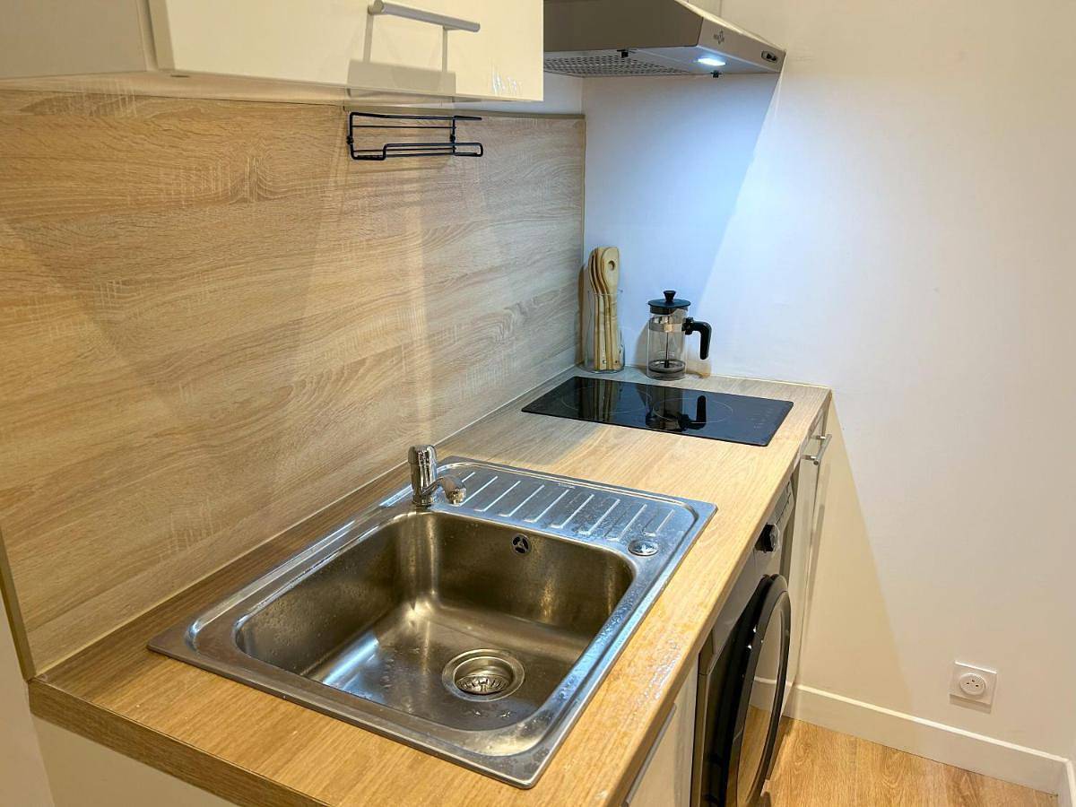 Appartement entier, Three-Bedroom Apartment in Saint-Pierre-du-Perray, Essonne