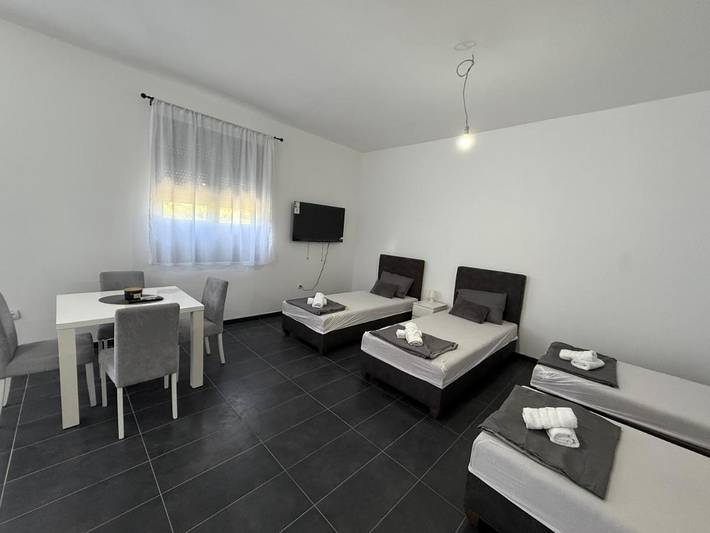 Gîte pour 4 personnes, avec terrasse, animaux acceptés à Novi Sad