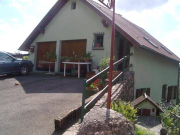 Gîte pour 4 personnes, avec jardin et vue, animaux acceptés à Thannenkirch
