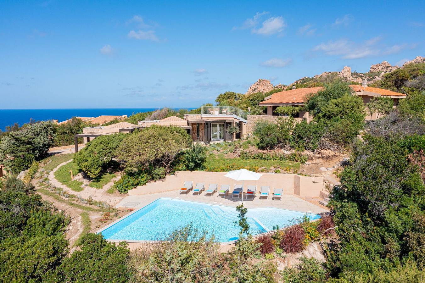 Casa Vacanza per 10 Persone in Costa Paradiso, Trinità d'Agultu e Vignola