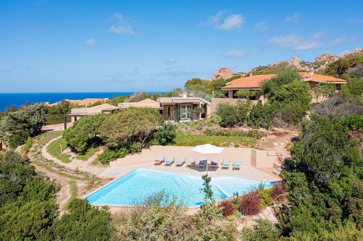 Villa per 10 persone, con giardino, con animali domestici a Costa Paradiso