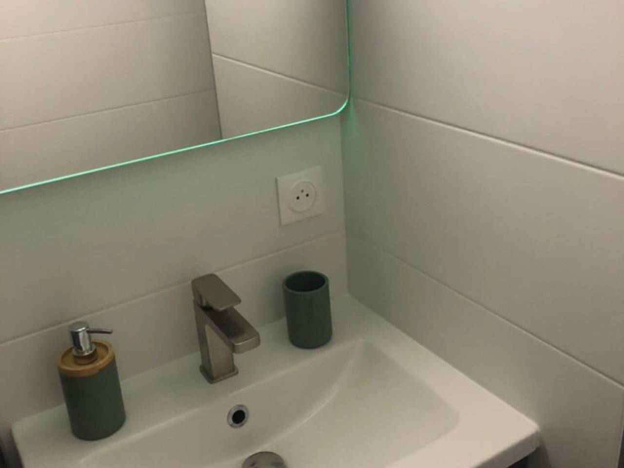 Appartement entier, Appartement T2 avec grande terrasse, parking, animaux admis et piscine in Le Barcarès, Côte d'Améthyste