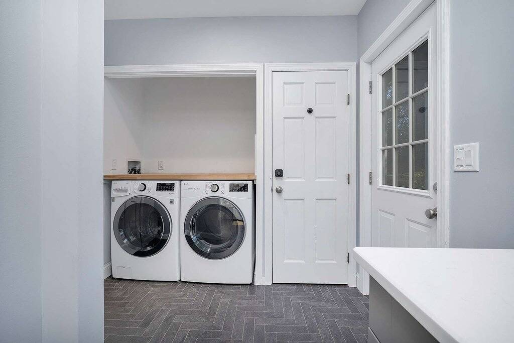 Fair Winds | Twin Charmer Walk to Downtown Mystic! in Mystic, Connecticut