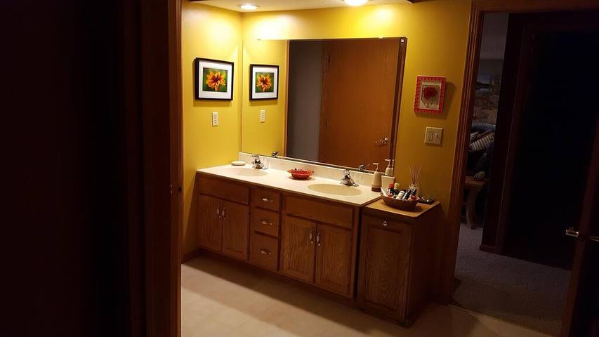 Vacation rental for 8 people, with yard, with pets in Wisconsin