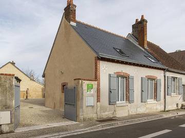 Gîte pour 4 personnes, avec jardin et terrasse dans Château de Cheverny