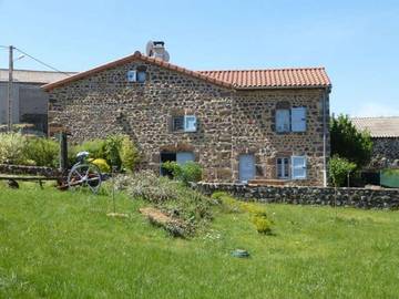 Gîte pour 4 personnes, avec jardin à Ouides