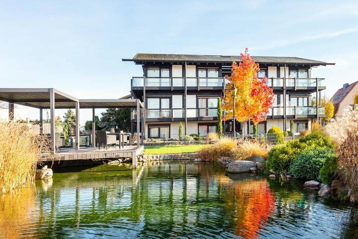 Hotel für 3 Personen, mit Balkon und Terrasse sowie Garten in Mühlenbecker Land