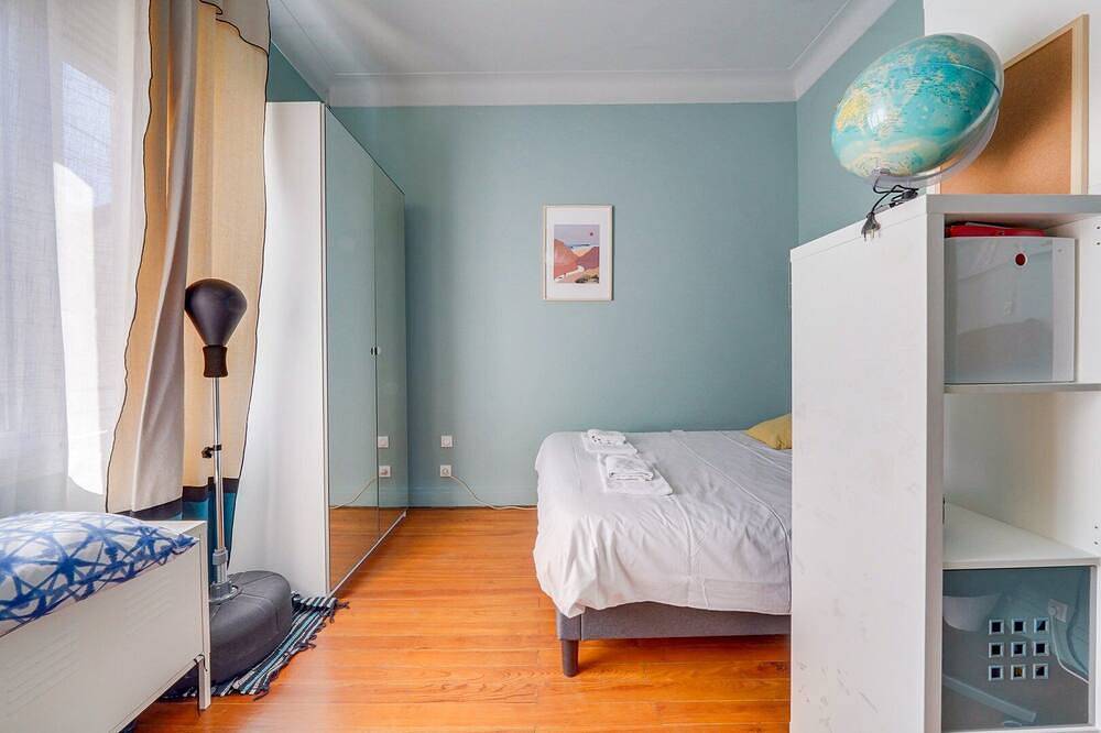 Très belle Maison avec Piscine et Jardin in Bordeaux, Région de Bordeaux