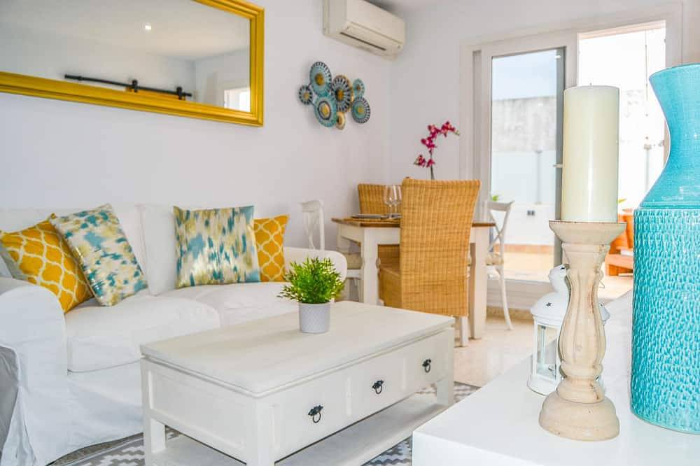 Apartamento entero, Ático con terraza spa tropical encima del teatro romano in Cádiz, Costa de la Luz