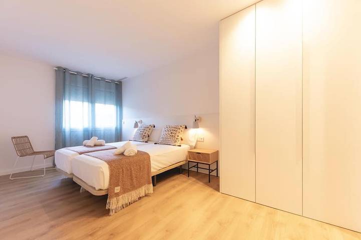 Ganze Wohnung, Bravissimo Afra, 2-Schlafzimmer-Wohnung im Zentrum von Girona in Girona, Gironès