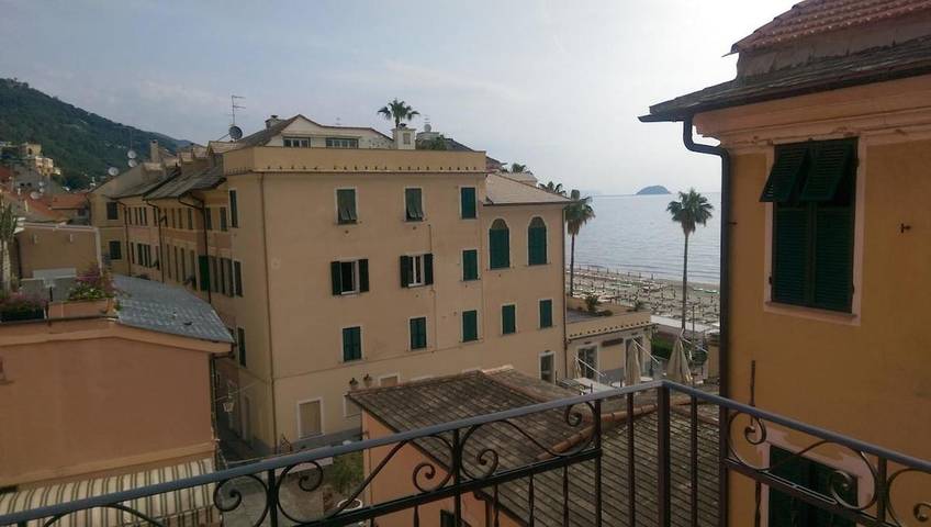 Casa vacanza per 6 persone, con panorama e balcone - 1