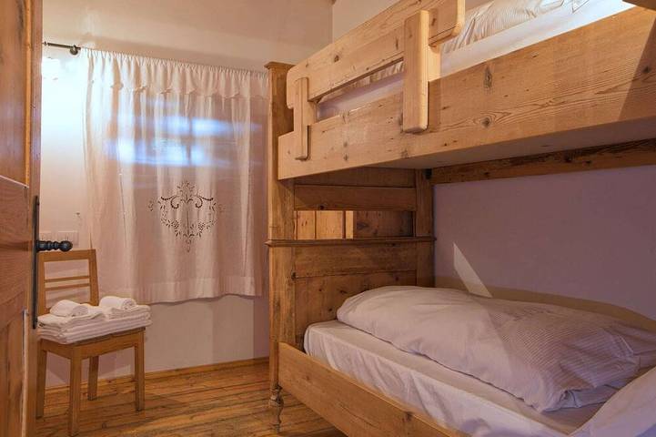 Ganze Wohnung, Ferienhaus in Bellamonte mit Whirlpool in Bellamonte, Predazzo (gemeinde)