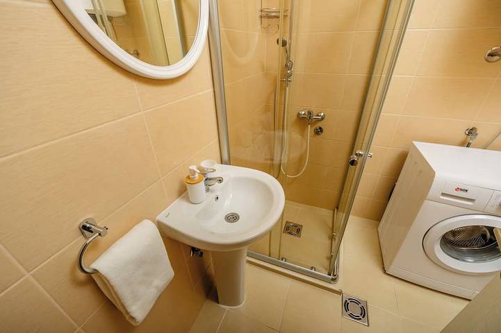 Ganze Wohnung, Arvala Apartments- Double studio with balcony in Opština Budva