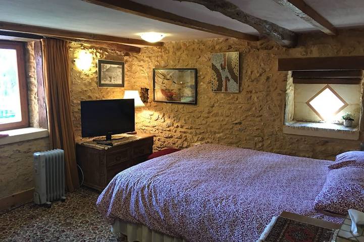 Gîte pour 3 personnes, avec balcon et jardin à Sainte-Alvère - 2