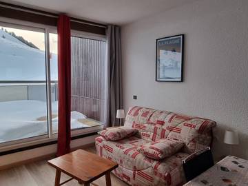 Gîte pour 2 personnes, avec terrasse dans Aime 2000