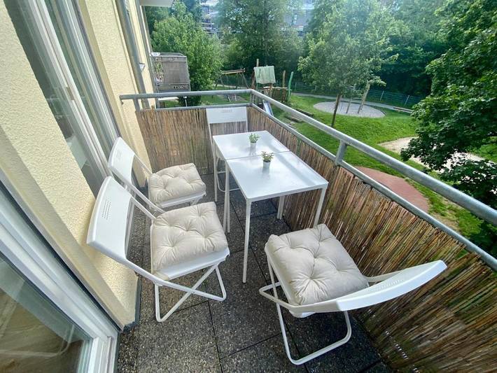 Ferienwohnung für 4 Personen, mit Balkon und Ausblick in Waldstetten - 4