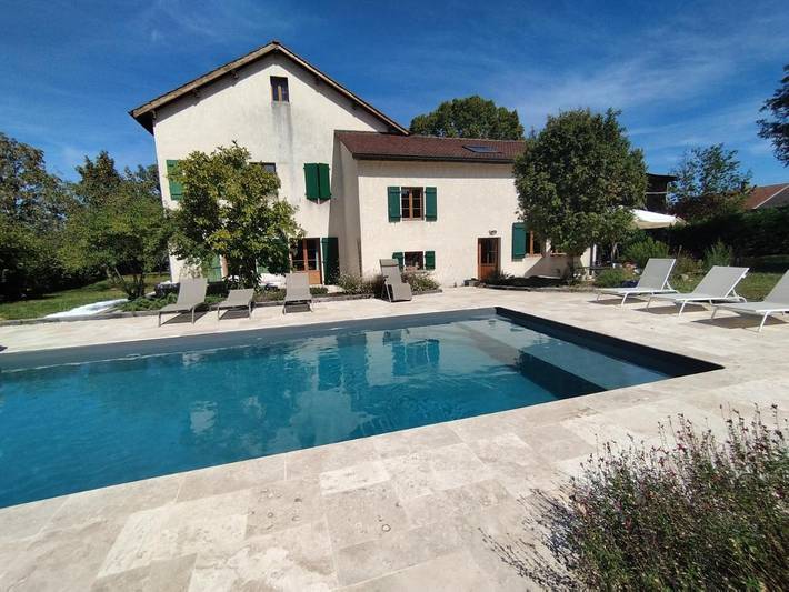 Casa de familia para 2 personas, con jardín y piscina - 1
