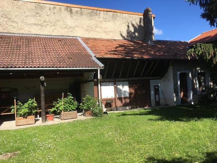 Location de vacances pour 7 personnes, avec Terrasse et Jardin dans Manheulles