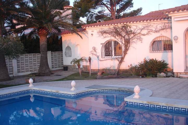 Villa pour 6 personnes, avec terrasse et jardin à Miami Platja - 4