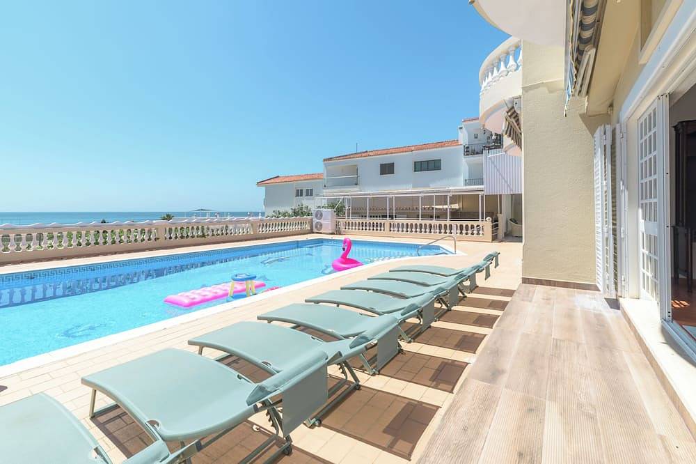 Luxus Villa mit bester Meeraussicht in Lagos, Meia Praia, 6 Zimmer, 12 Personen. in São Sebastião, Lagos