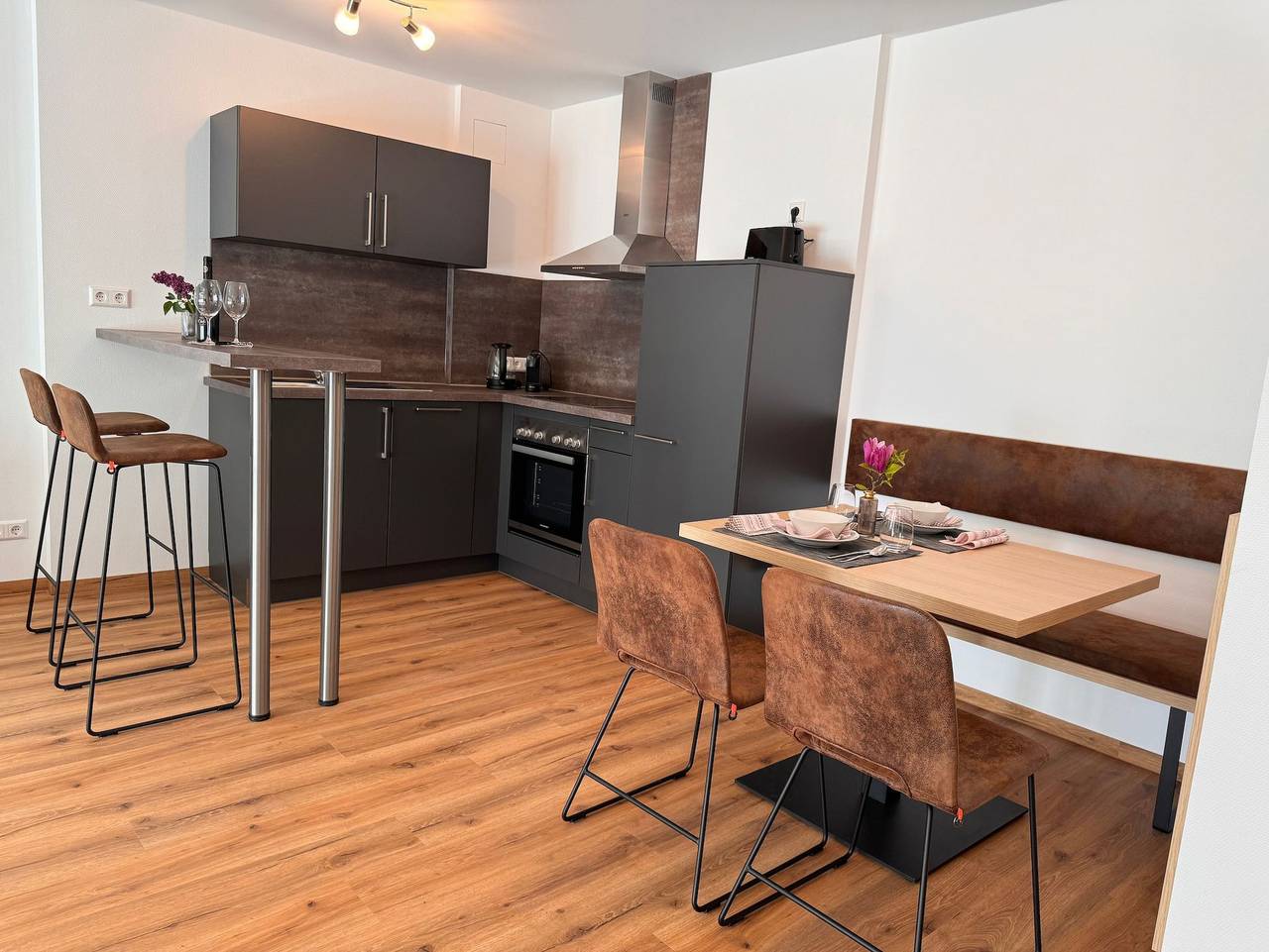 Ganze Ferienwohnung, Sonnenhof Apartments - Apartment - Komfort - Parkblick in Bad Dürrheim, Mittlerer Schwarzwald