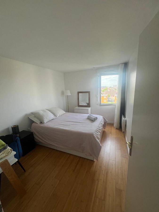 Gîte pour 5 personnes, avec terrasse à Bobigny - 4
