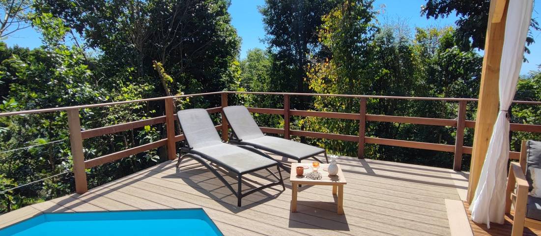 Location de vacances pour 2 personnes, avec terrasse ainsi que jardin et piscine à Bouillante - 3