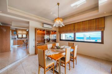 Maison De Vacances pour 13 Personnes dans Kolympia, Rhodes, Photo 3