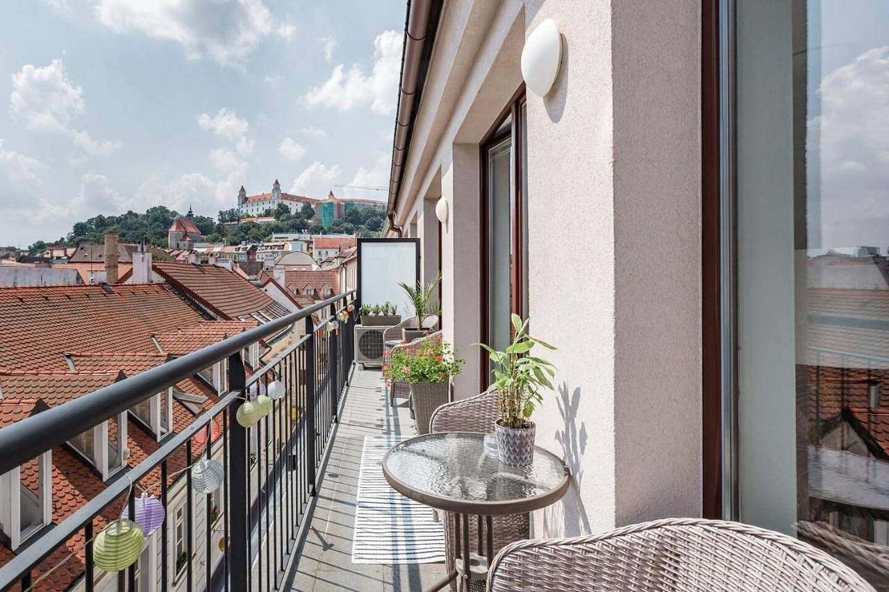 Ganze Wohnung, City Centre, Balcony, Ac & Lift in Bratislava, Bratislava und Umgebung