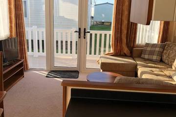 Static Caravan for 8 People in Camber, Rother, Photo 4