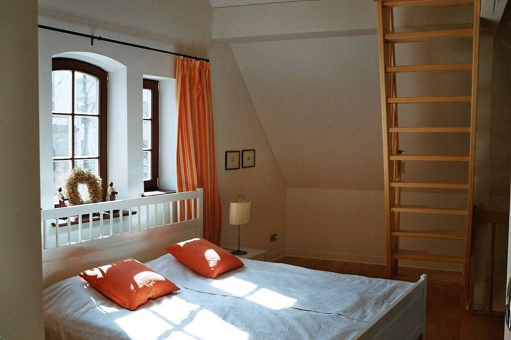 Stilvolles Ferienhaus mit Terrasse - gemütliche Ausstattung im Zentrum v. Weimar in Weimar, Weimarer Land