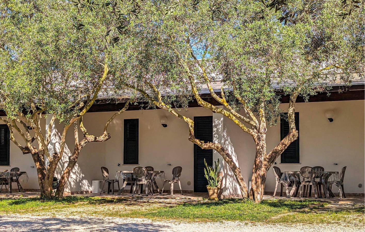 Ganze Ferienwohnung, Rückzugsort am Strand: Pool, AC, Parkplatz, Terrasse in Marsala, Trapani Provinz