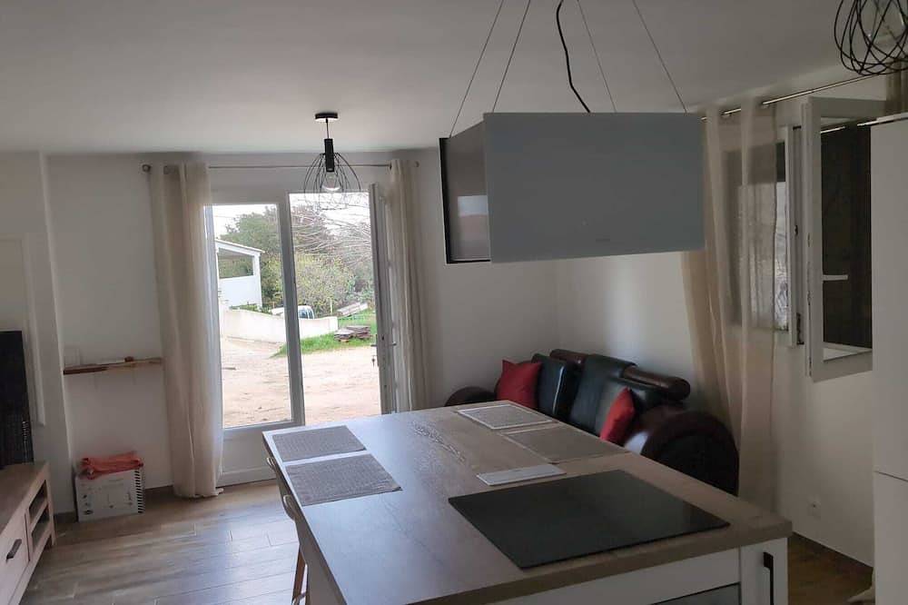 Entire apartment, Apartment rental a sotta in Sotta, Arrondissement de Sartène