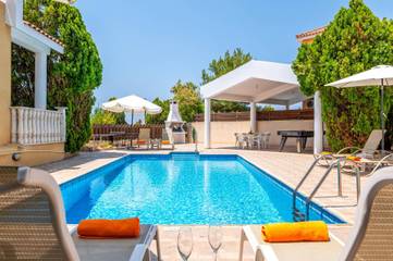 Casa De Vacaciones para 6 Personas en Peyia, Chipre Sur, Foto 1