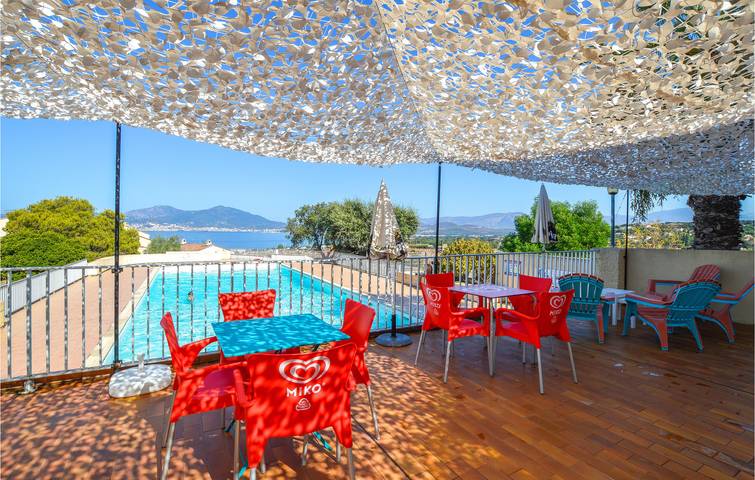Location de vacances pour 5 personnes, avec terrasse et jardin à Grosseto-Prugna - 3