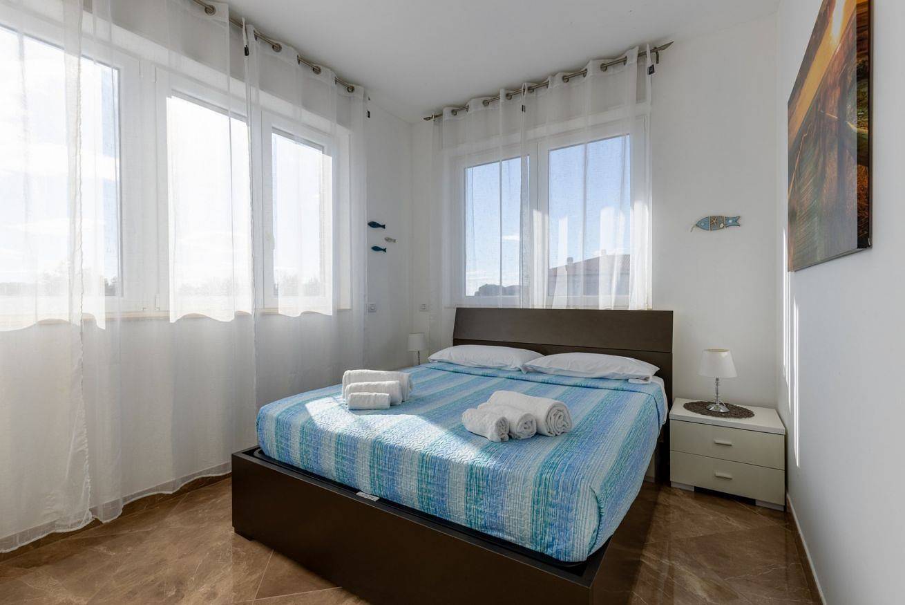 Appartement entier, Seaside Apartment with swimming pool and parking in Pise, Riviera Italienne