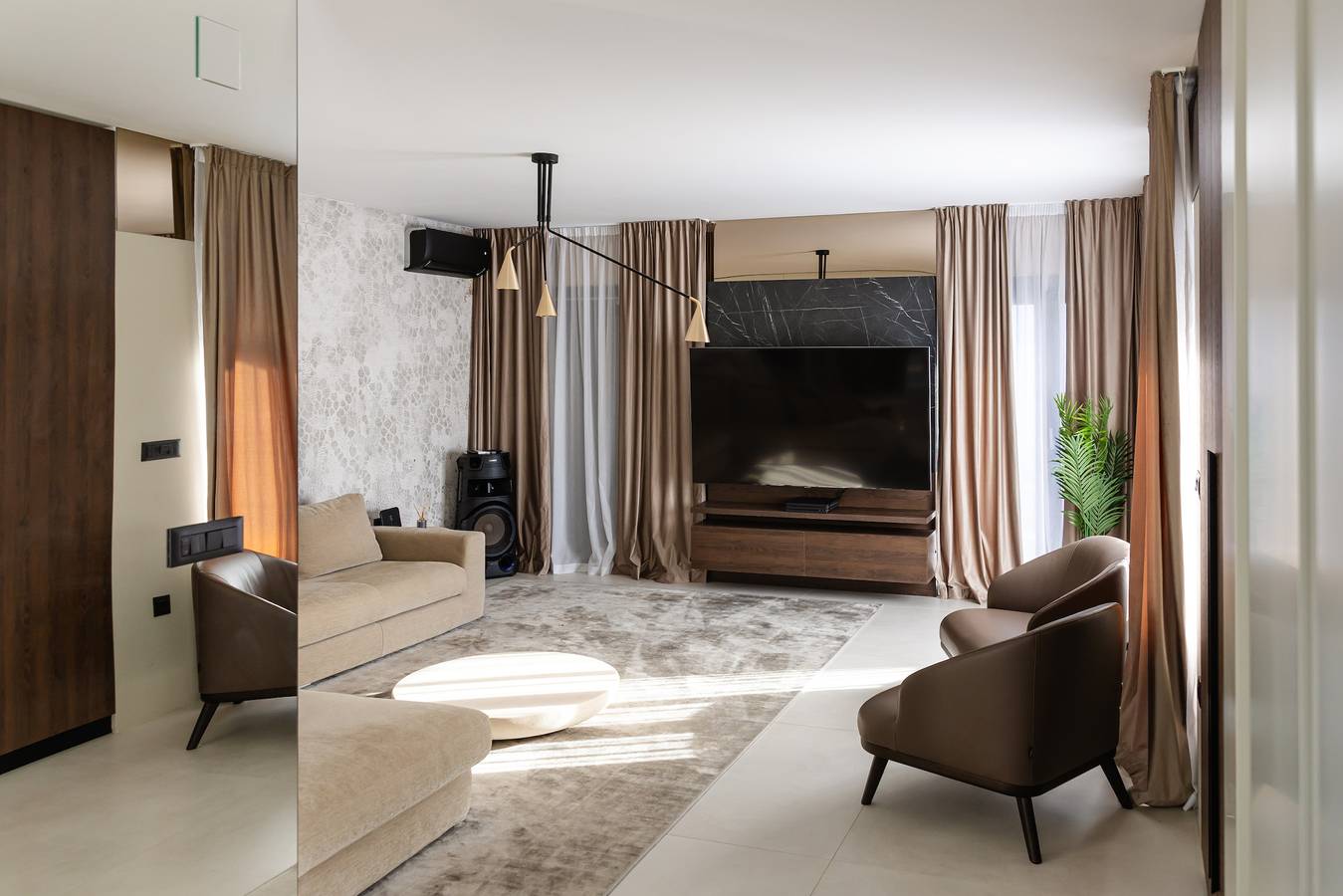 Villa Positiva mit beheiztem Pool in Vir