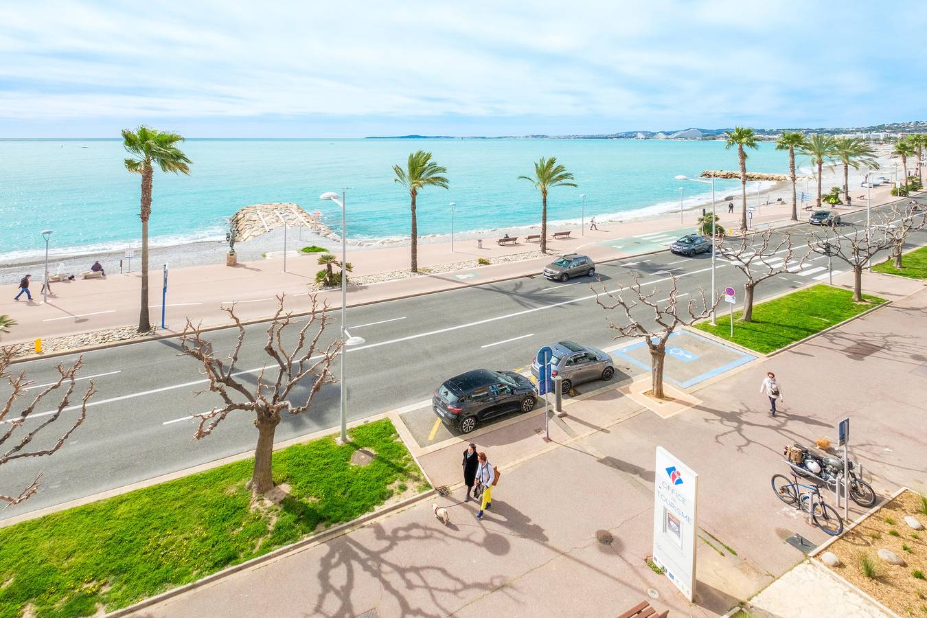 Appartement entier, Appartement 'Angelina - Belle Vue Mer Le003' avec vue sur mer, terrasse privée et Wi-Fi in Cros De Cagnes, Cagnes-Sur-Mer