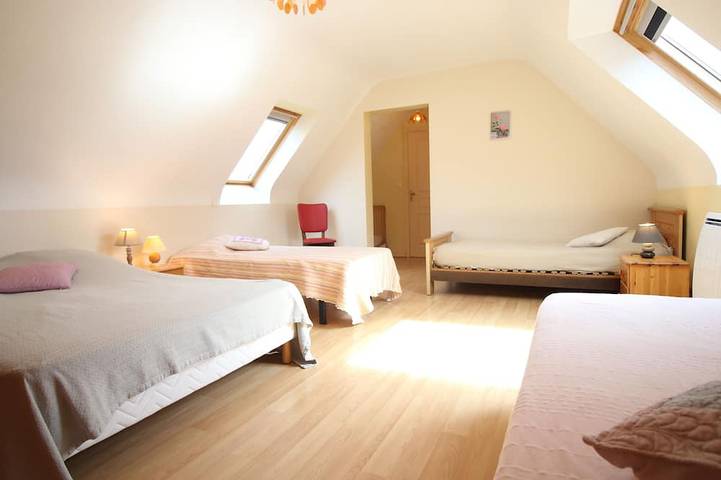 Location de vacances pour 10 personnes, avec terrasse et jardin, animaux acceptés à Plogonnec - 3